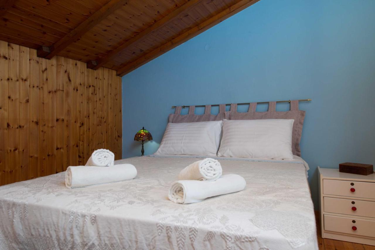 Frosos Beachfront Maisonette Acharavi アカラヴィ エクステリア 写真