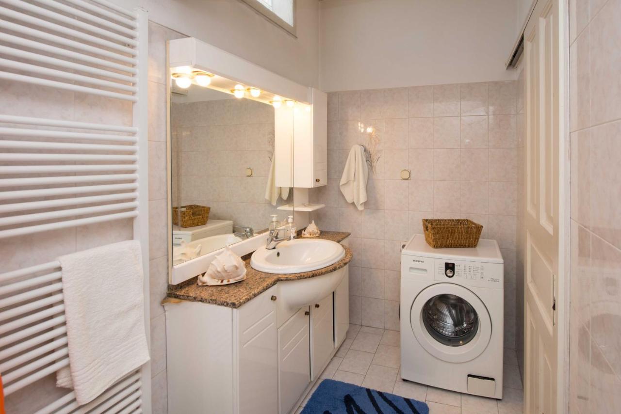 Frosos Beachfront Maisonette Acharavi アカラヴィ エクステリア 写真