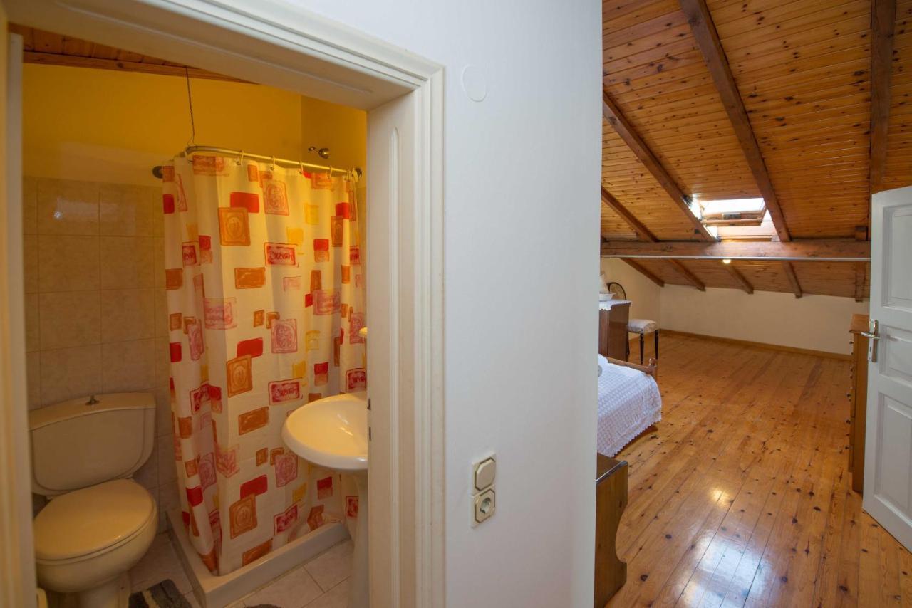 Frosos Beachfront Maisonette Acharavi アカラヴィ エクステリア 写真